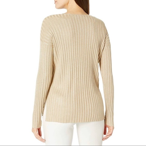 8. Vince Camuto Gold Ribbed Long Sleeve Sweater - Picture 4 of 4